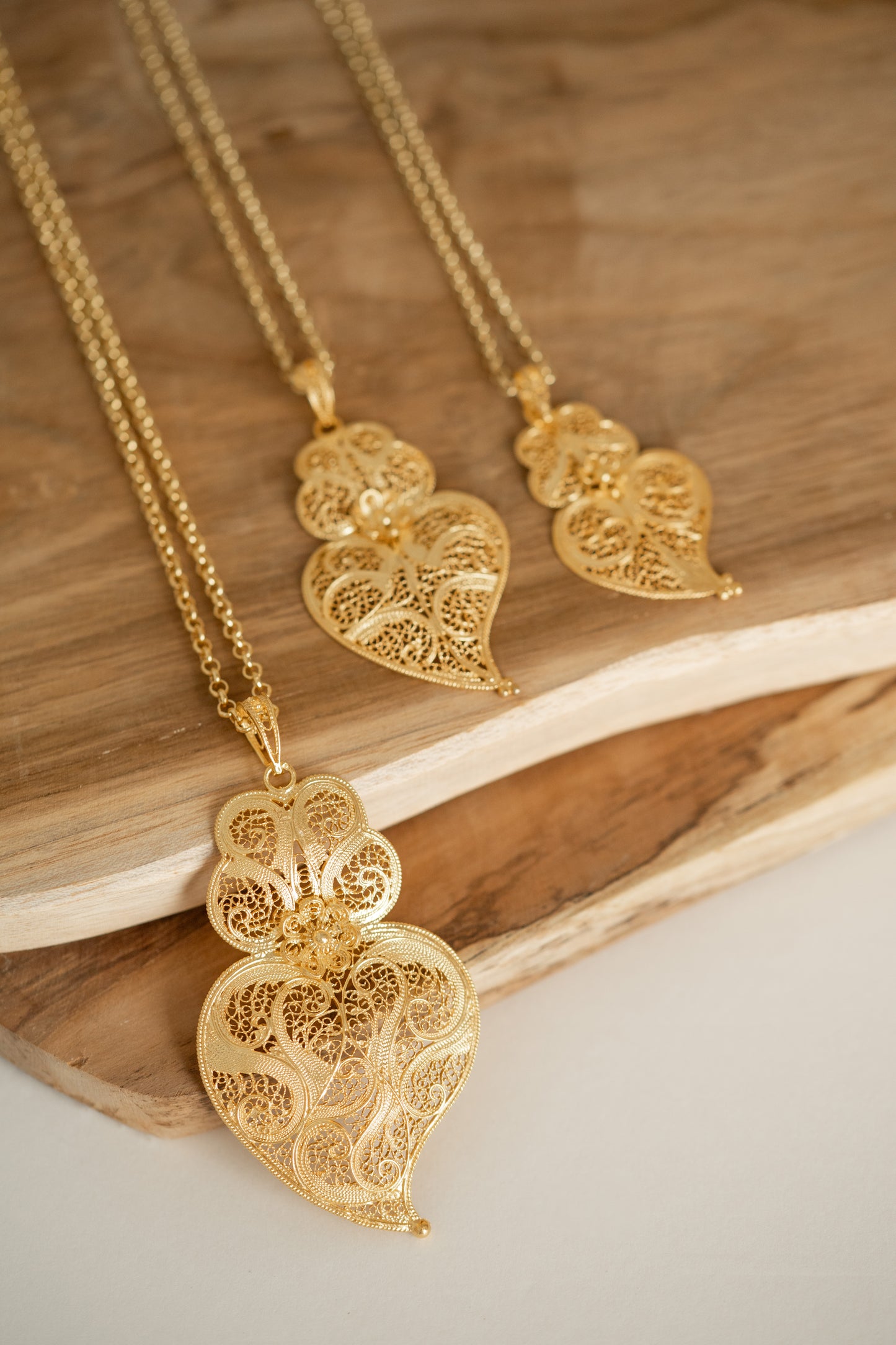 Viana Heart Necklace — The Essence